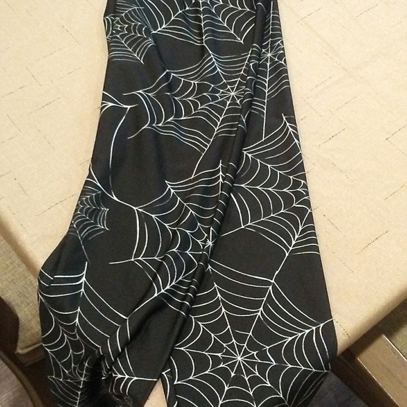 Spider Web Tights - Picture 2 of 3